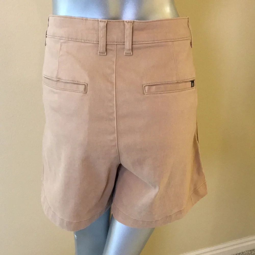 BANANA REPUBLIC | Soft Stretch Chino Shorts - Picture 10 of 16